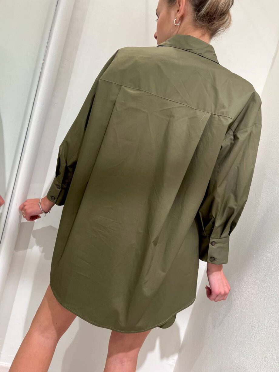 Shop Online Camicia over in cotone verde militare Vicolo