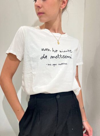 Shop Online T-shirt bianca con scritta nera corsivo Vicolo