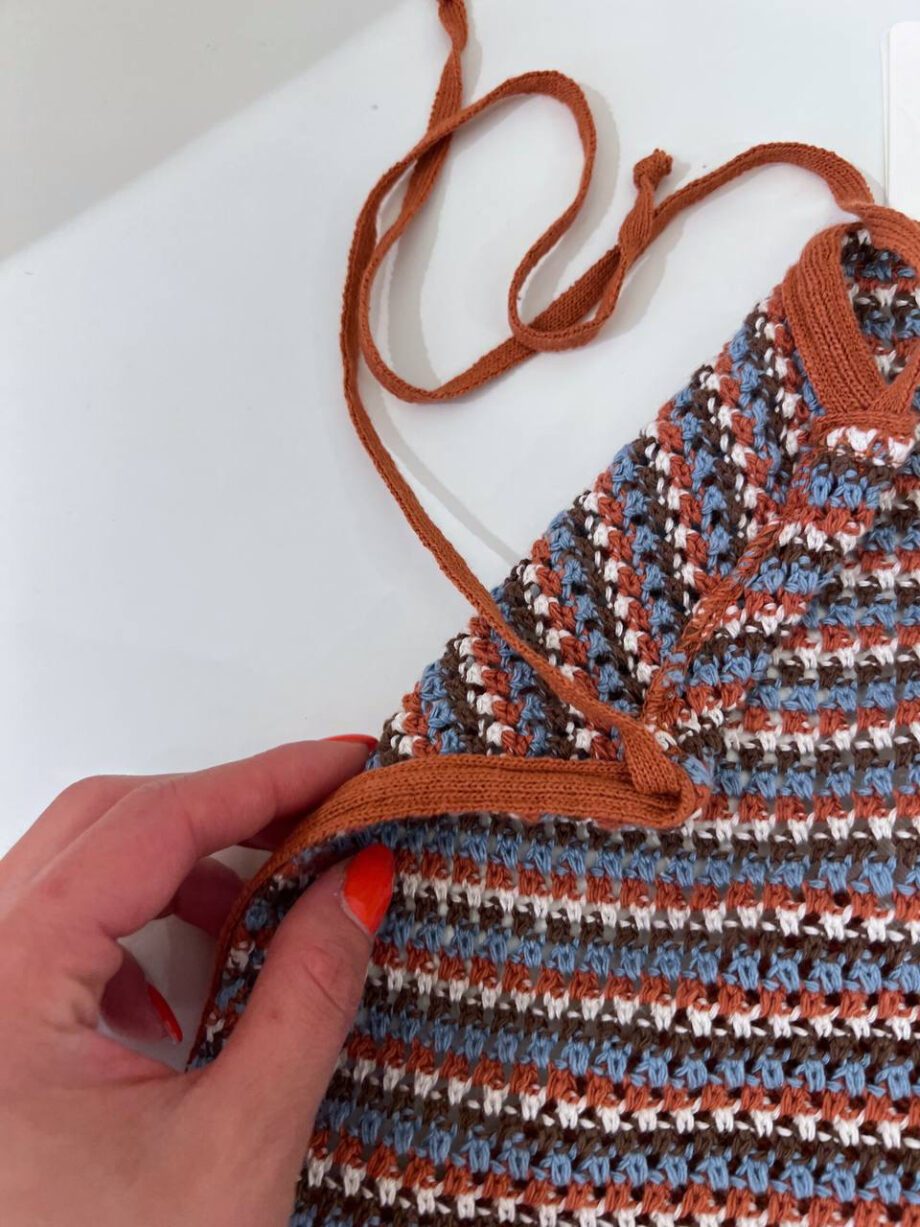 Shop Online Top foulard marrone in crochet Vicolo