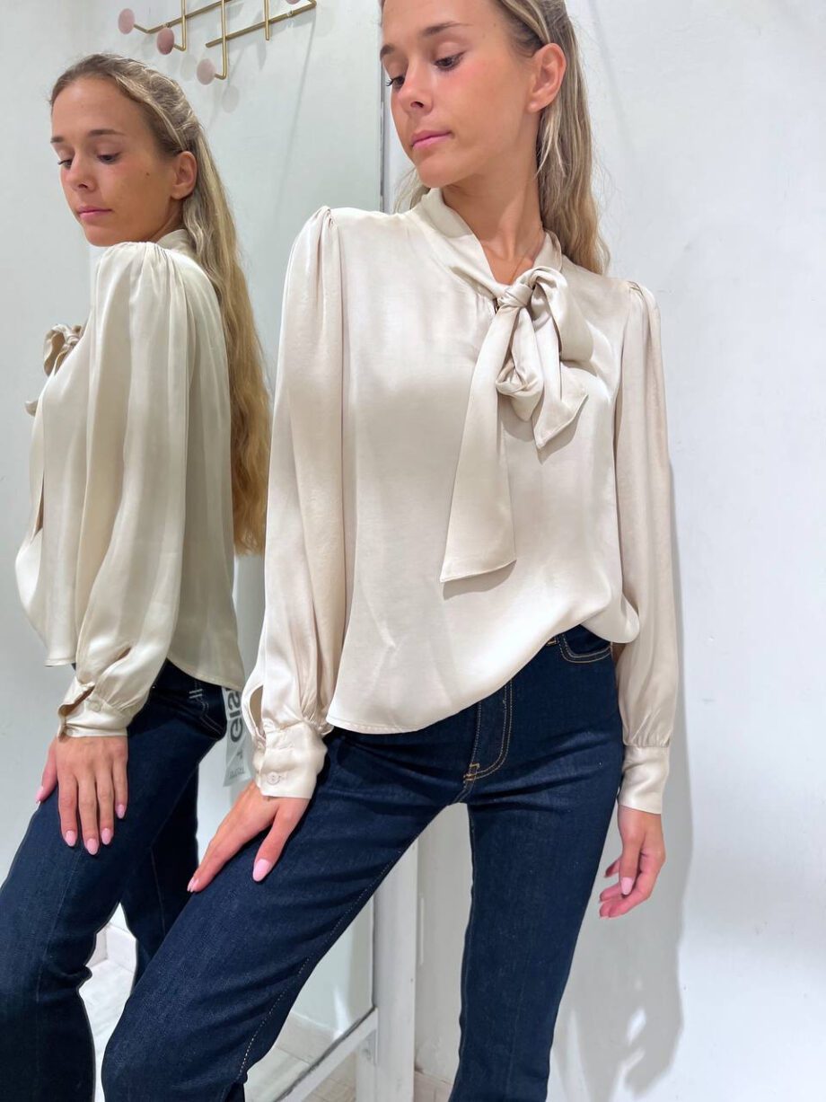 Shop Online Blusa marmo con fiocco in viscosa HaveOne