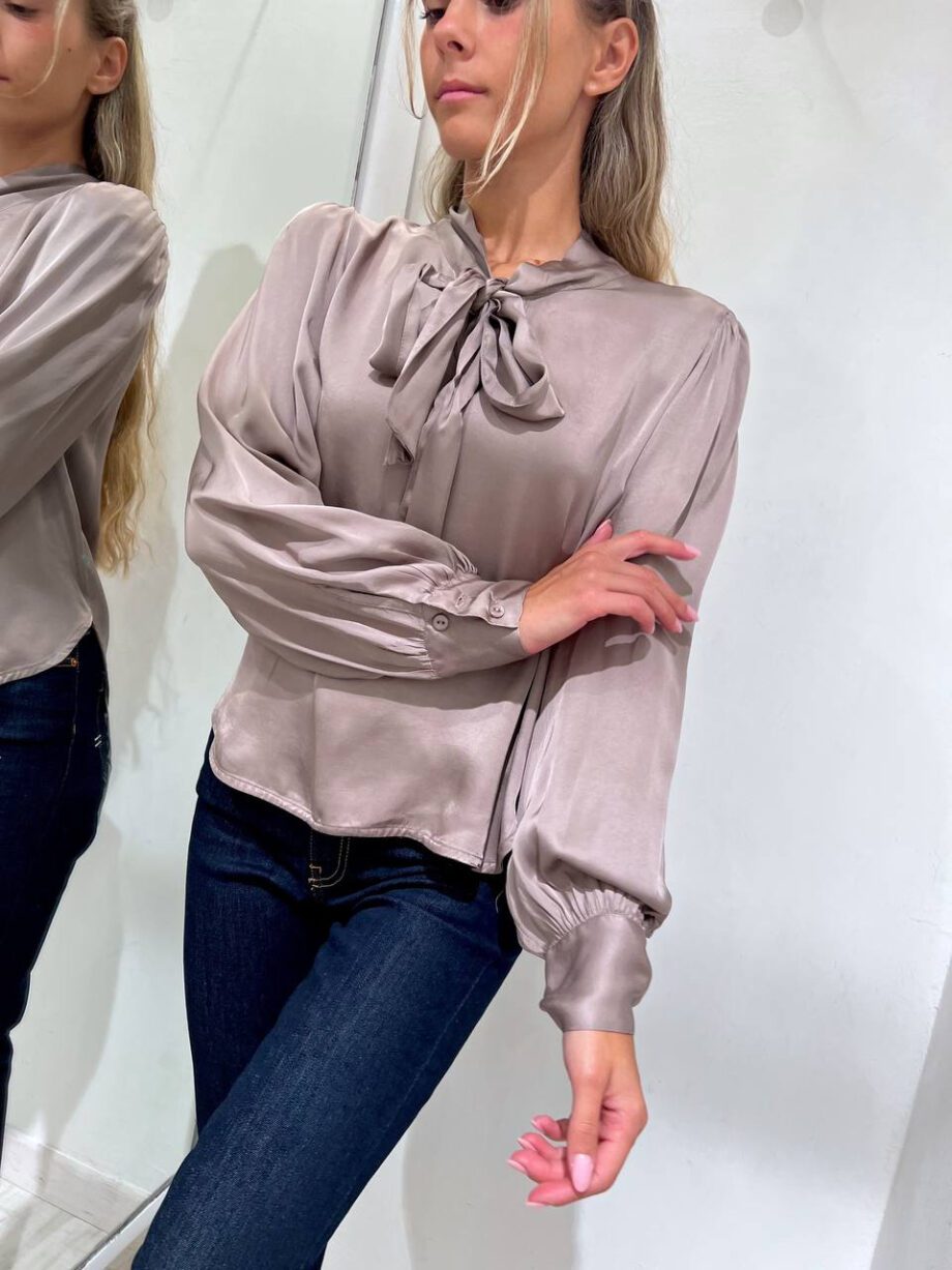 Shop Online Blusa tortora con fiocco in viscosa HaveOne