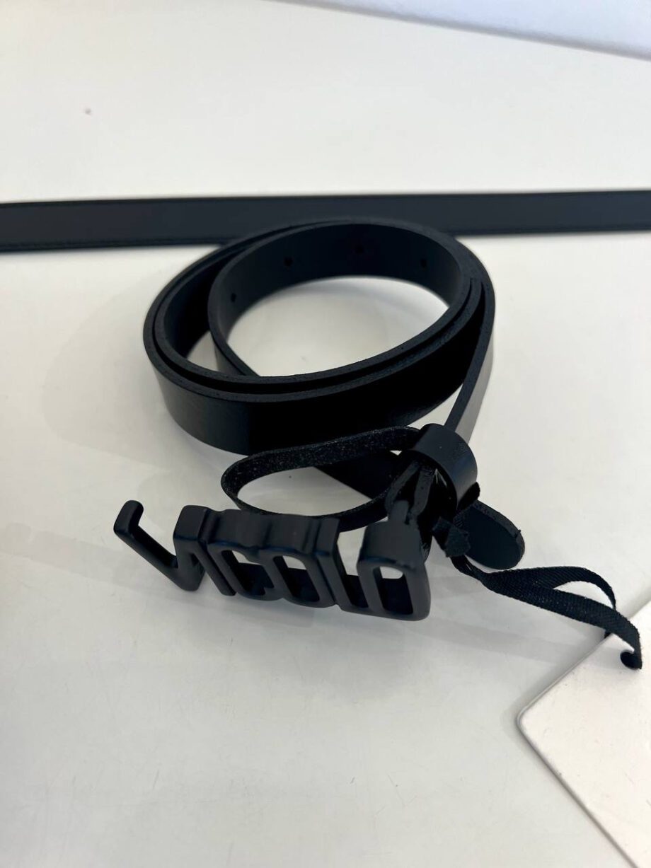 Shop Online Cintura nera sottile fibbia con logo nero Vicolo