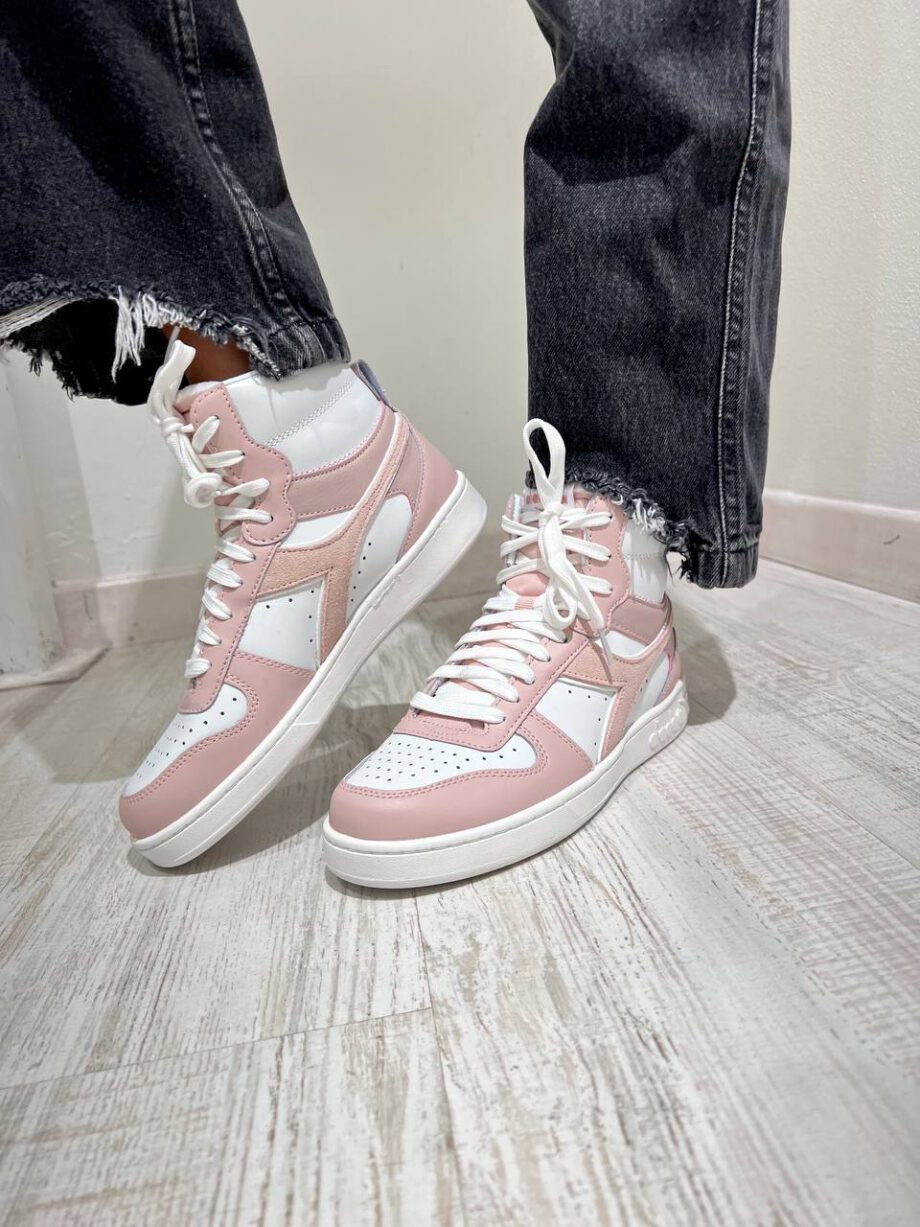 Shop Online Sneakers magic basket mid bianche e rosa Diadora