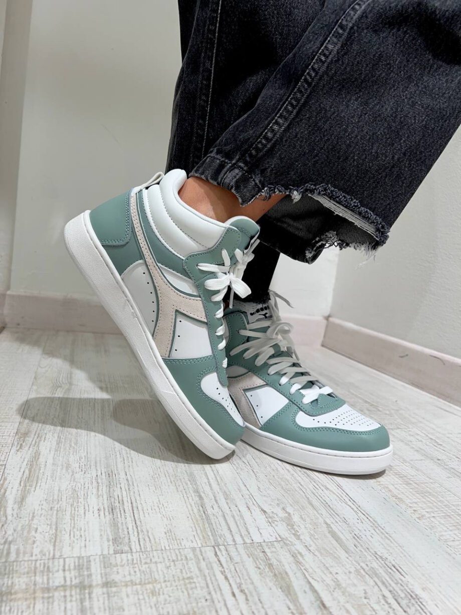 Shop Online Sneakers magic basket mid bianca e verde Diadora