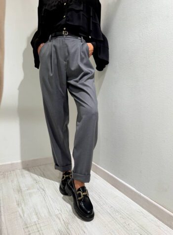 Shop Online Pantalone grigio a palloncino con cintura HaveOne