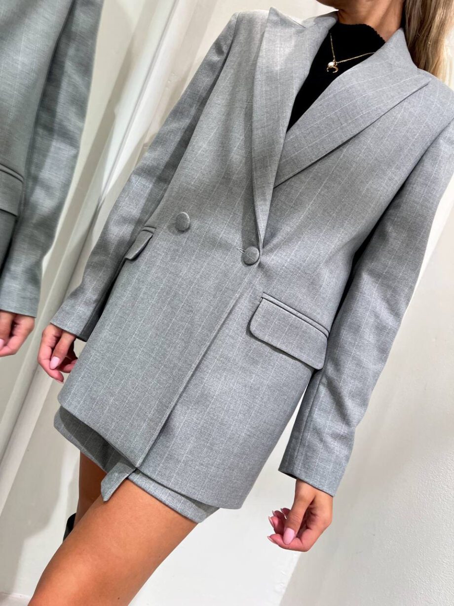 Shop Online Blazer doppiopetto grigio gessato Kontatto