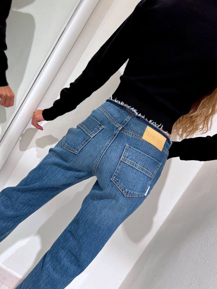 Shop Online Jeans dritto vita sfrangiata HaveOne