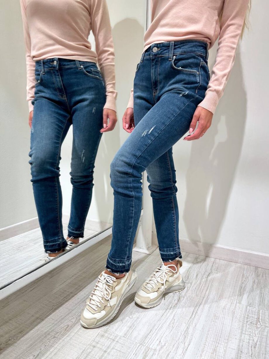 Shop Online Jeans Margot scuro skinny Vicolo