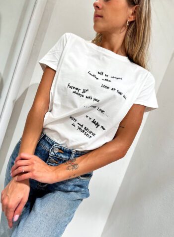 Shop Online T-shirt girocollo bianca ricami scritte Vicolo