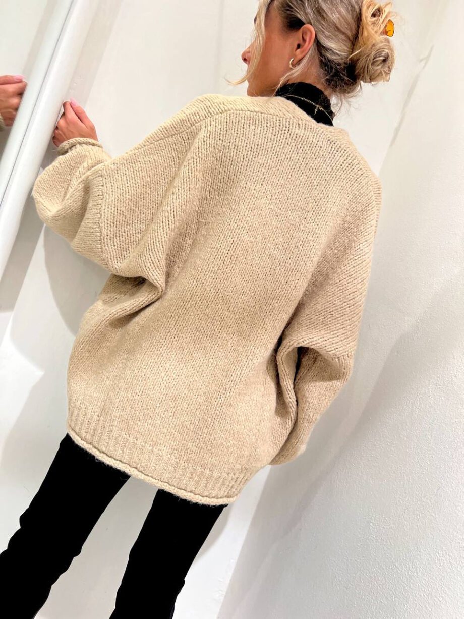 Shop Online Cardigan over in maglia beige HaveOne