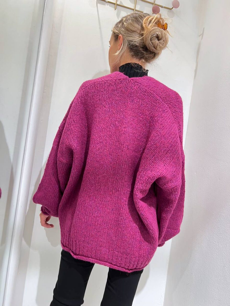 Shop Online Cardigan over in maglia magenta HaveOne