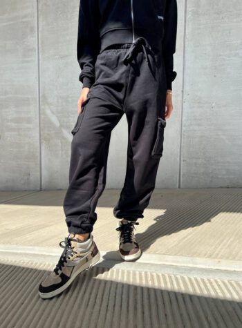 Shop Online Pantalone tuta nero maxi tasche Hinnominate