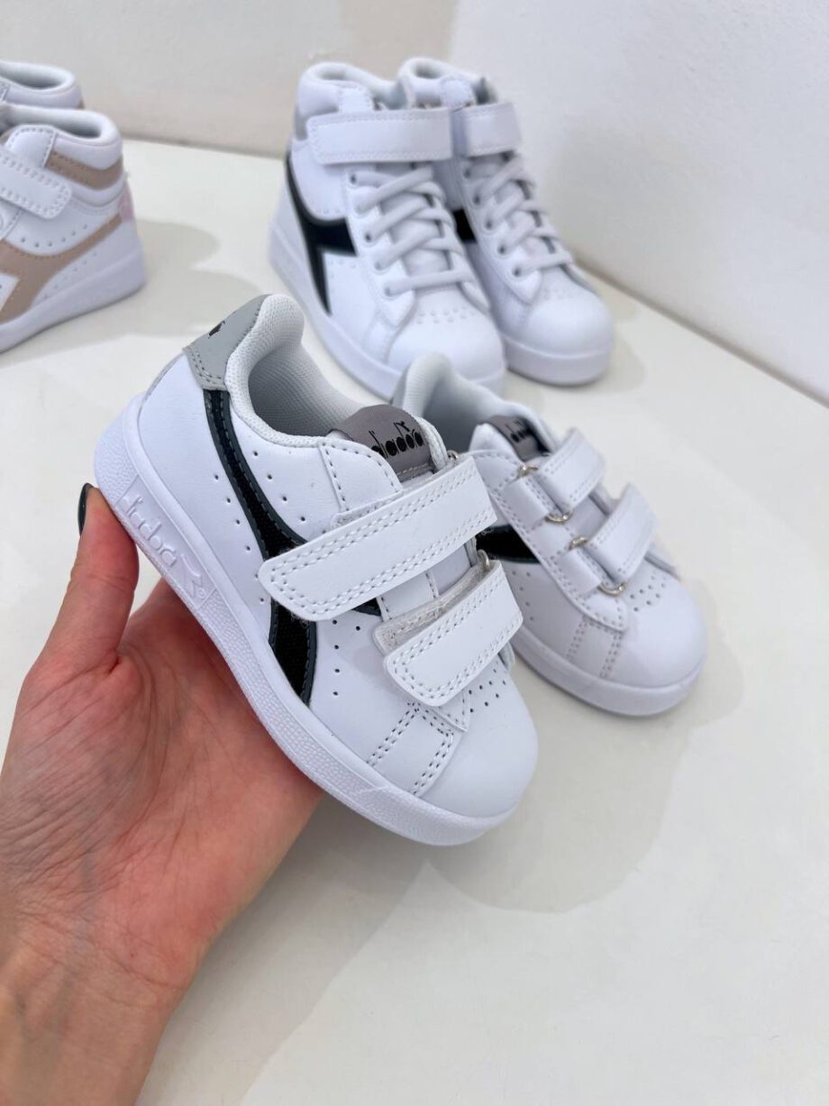 Shop Online Sneakers game p td bianche e nere Diadora