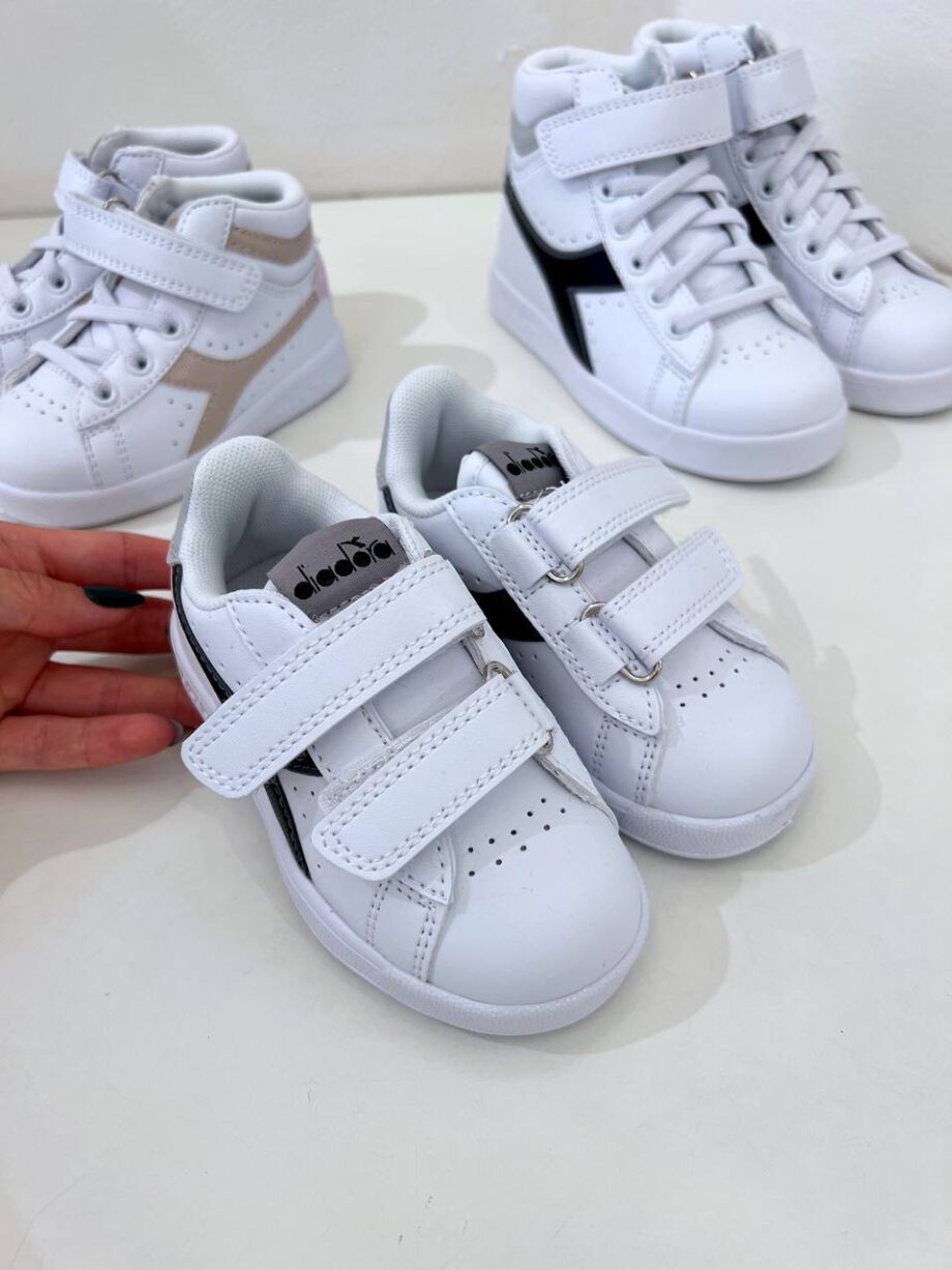 Shop Online Sneakers game p td bianche e nere Diadora