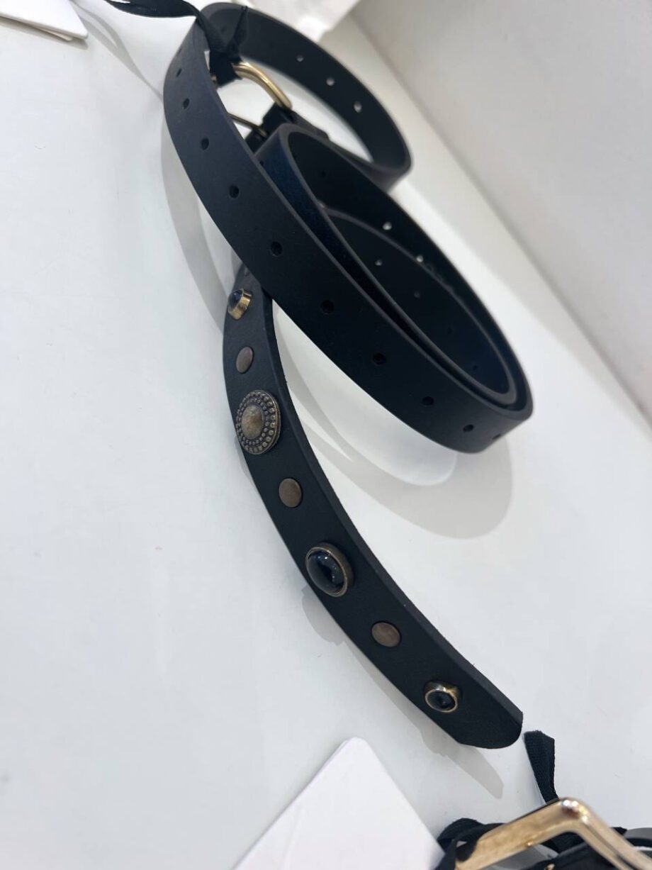Shop Online Cintura sottile nera con borchie Vicolo