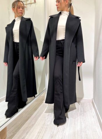 Shop Online Cappotto lungo nero con fusciacca Souvenir