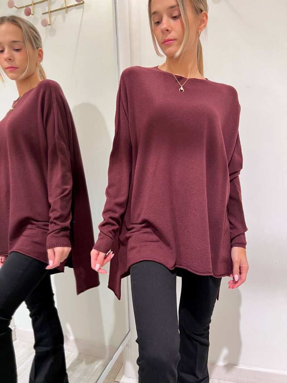 Shop Online Maglia oversize vinaccia con spacchi Souvenir