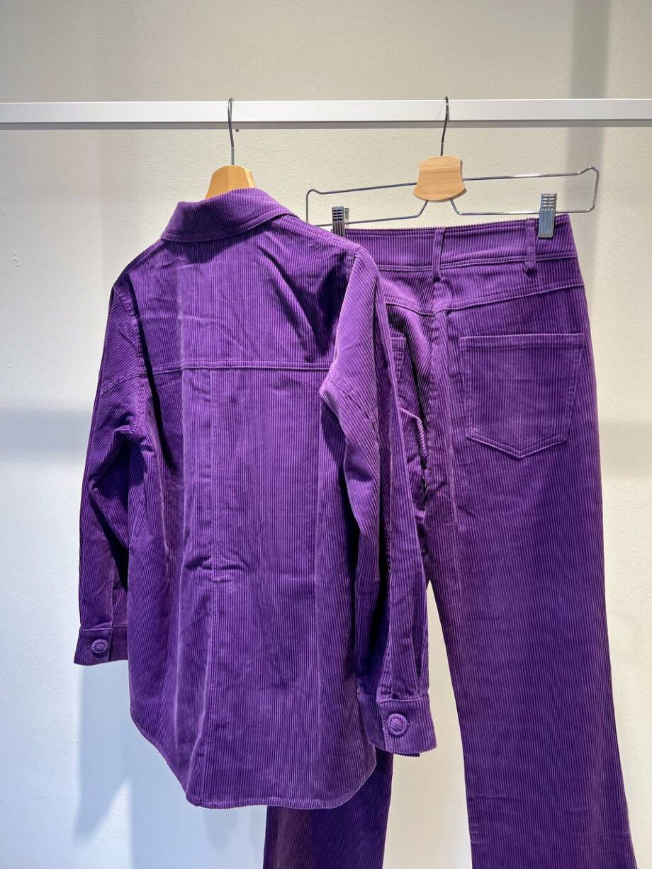 Shop Online Pantalone viola in velluto Suncoo