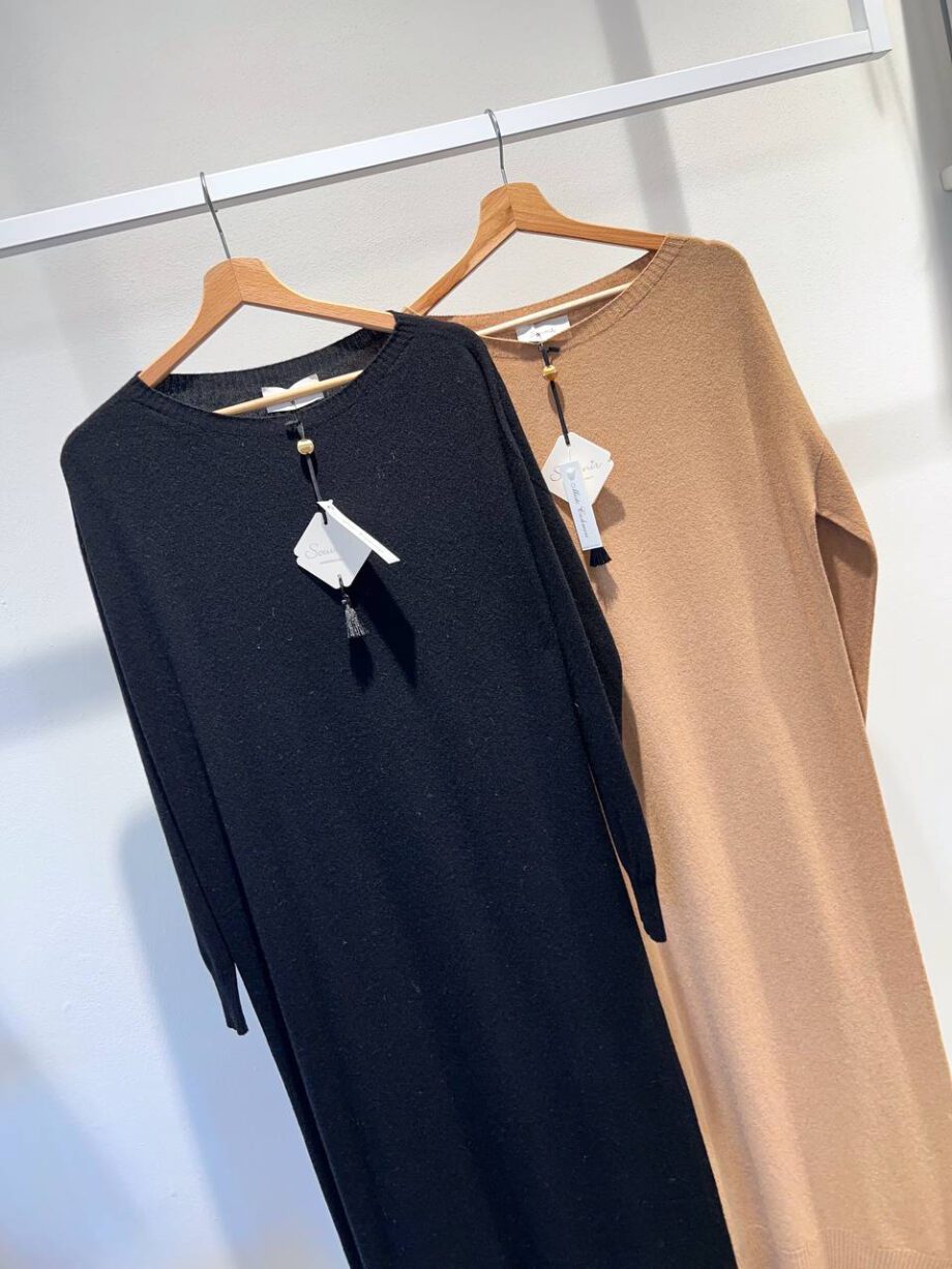 Shop Online Vestito lungo nero in cashmere Souvenir