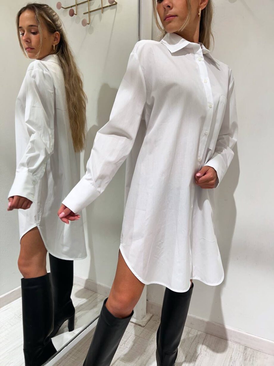 Shop Online Camicia oversize bianca in cotone Vicolo