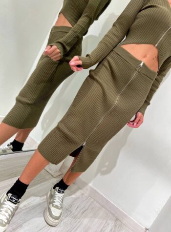 Shop Online Longuette verde militare a coste con zip Kontatto