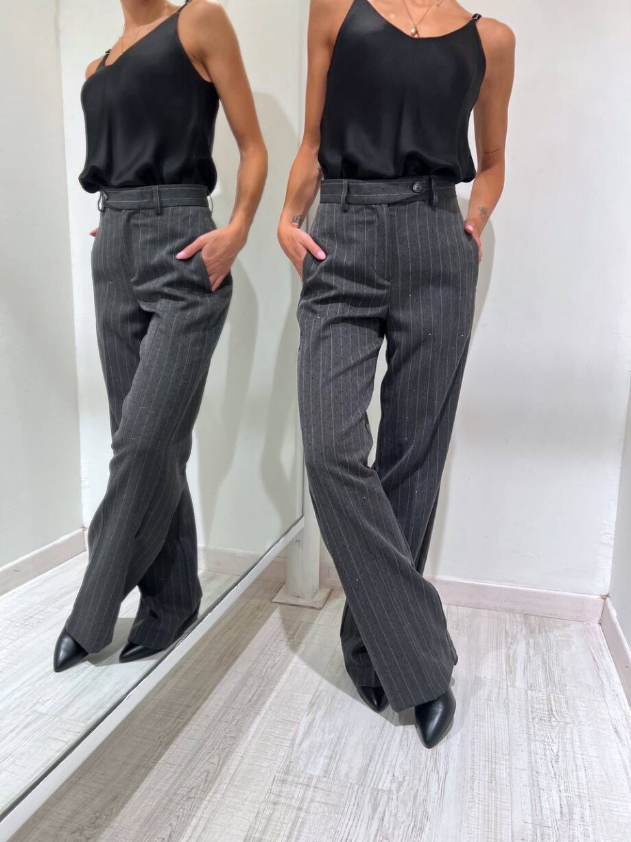 Shop Online Pantalone palazzo gessato grigio con strass Vicolo
