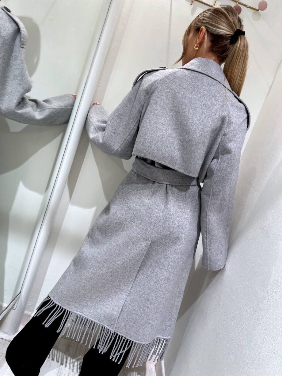 Shop Online Cappotto lungo grigio con frange Vicolo