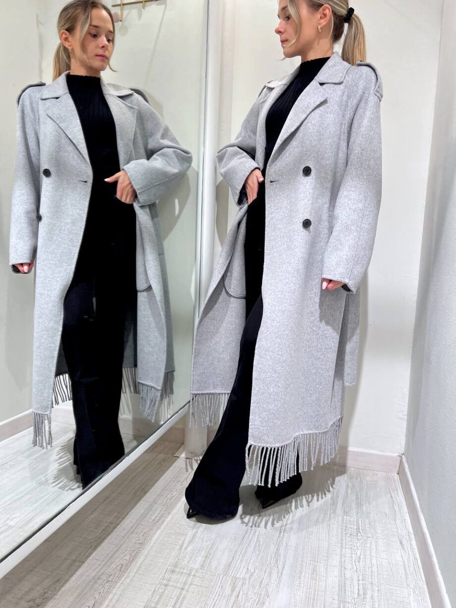 Shop Online Cappotto lungo grigio con frange Vicolo