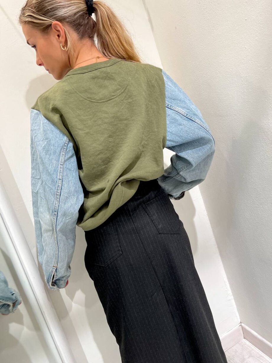 Shop Online Felpa oversize vintage verde salvia con ricamo HaveOne