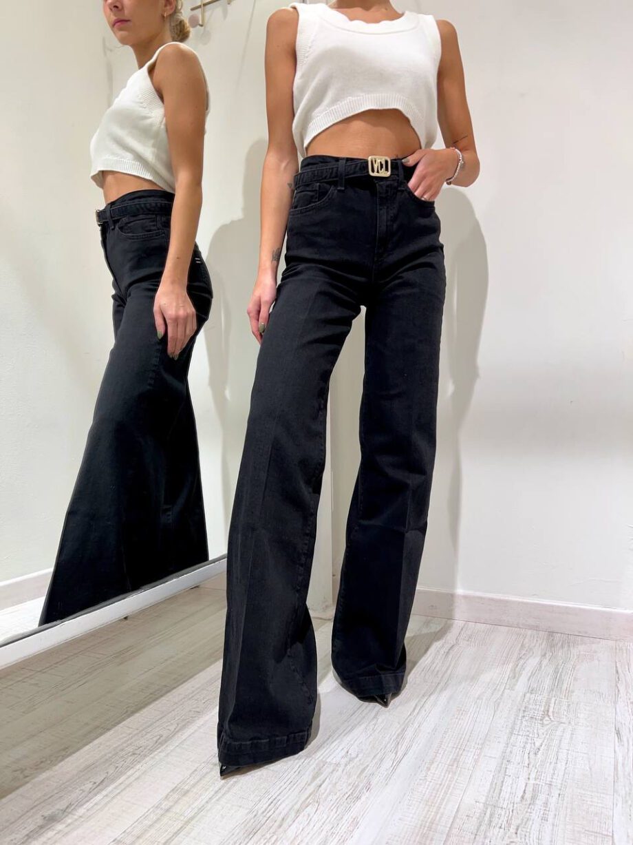 Shop Online Jeans palazzo nero con cintura Vicolo