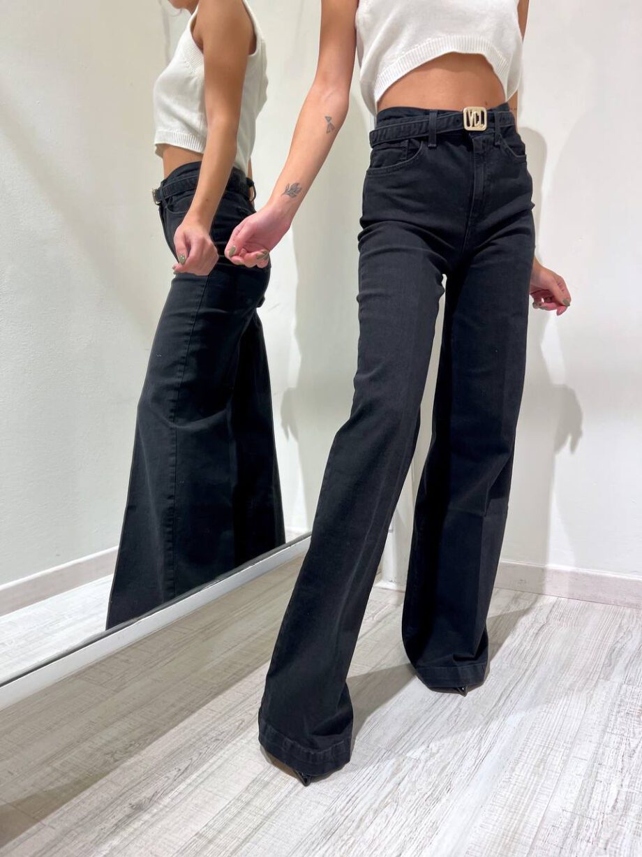 Shop Online Jeans palazzo nero con cintura Vicolo