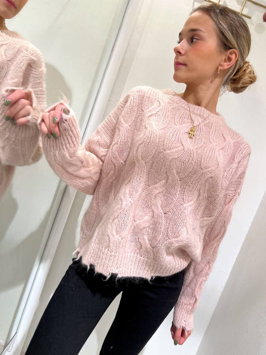 Shop Online Maglione rosa nude con trecce mohair Kontatto