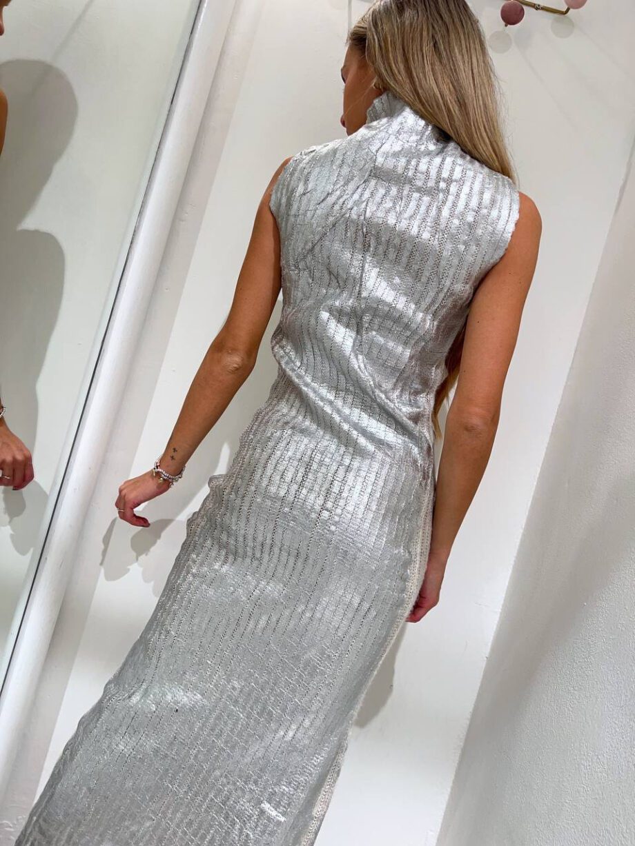 Shop Online Vestito lungo in maglia argento laminato Vicolo