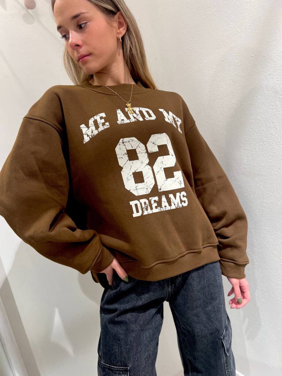 Shop Online Felpa oversize Dreams cioccolato Vicolo