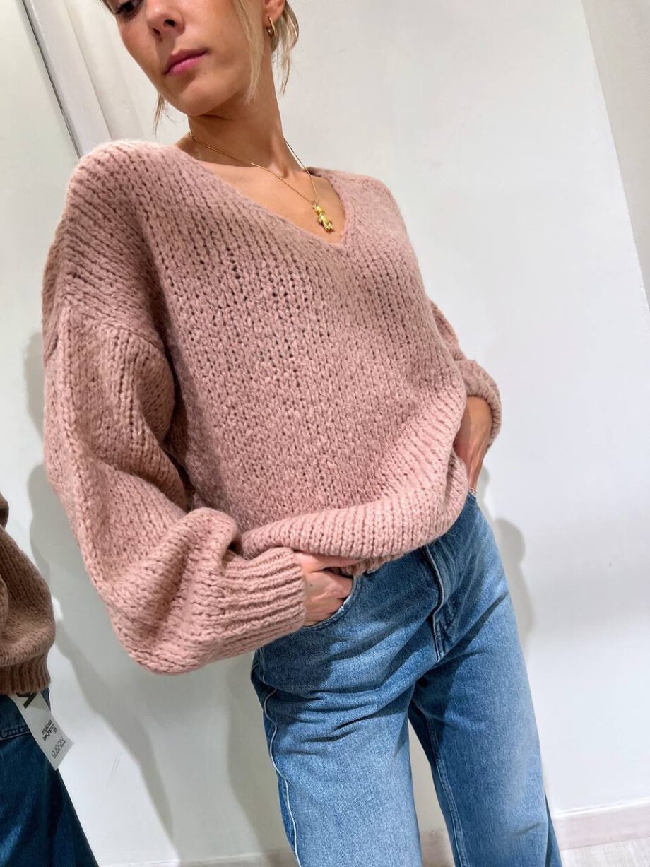 Shop Online Maglione rosa nude maglia grossa scollo a V Kontatto