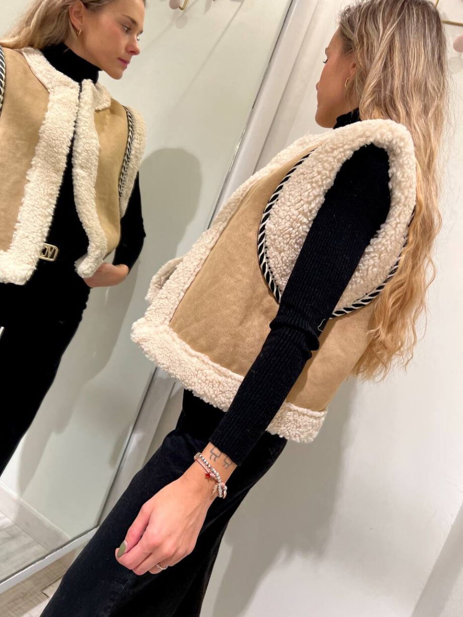 Shop Online Gilet eco montone beige con pelliccia Suncoo