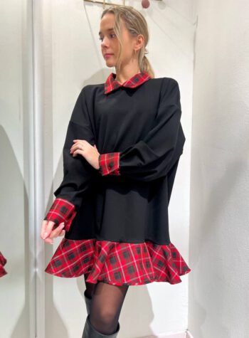 Shop Online Vestito corto over nero tartan rosso Vicolo