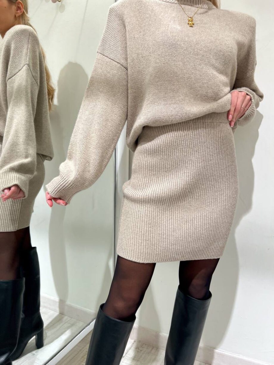 Shop Online Minigonna in maglia beige a coste Vicolo