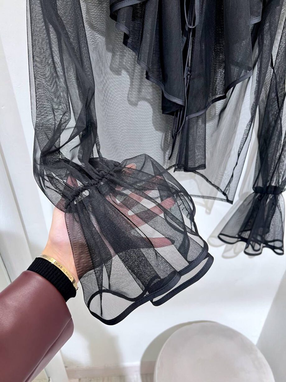 Shop Online Blusa in tulle nera con rouches Vicolo