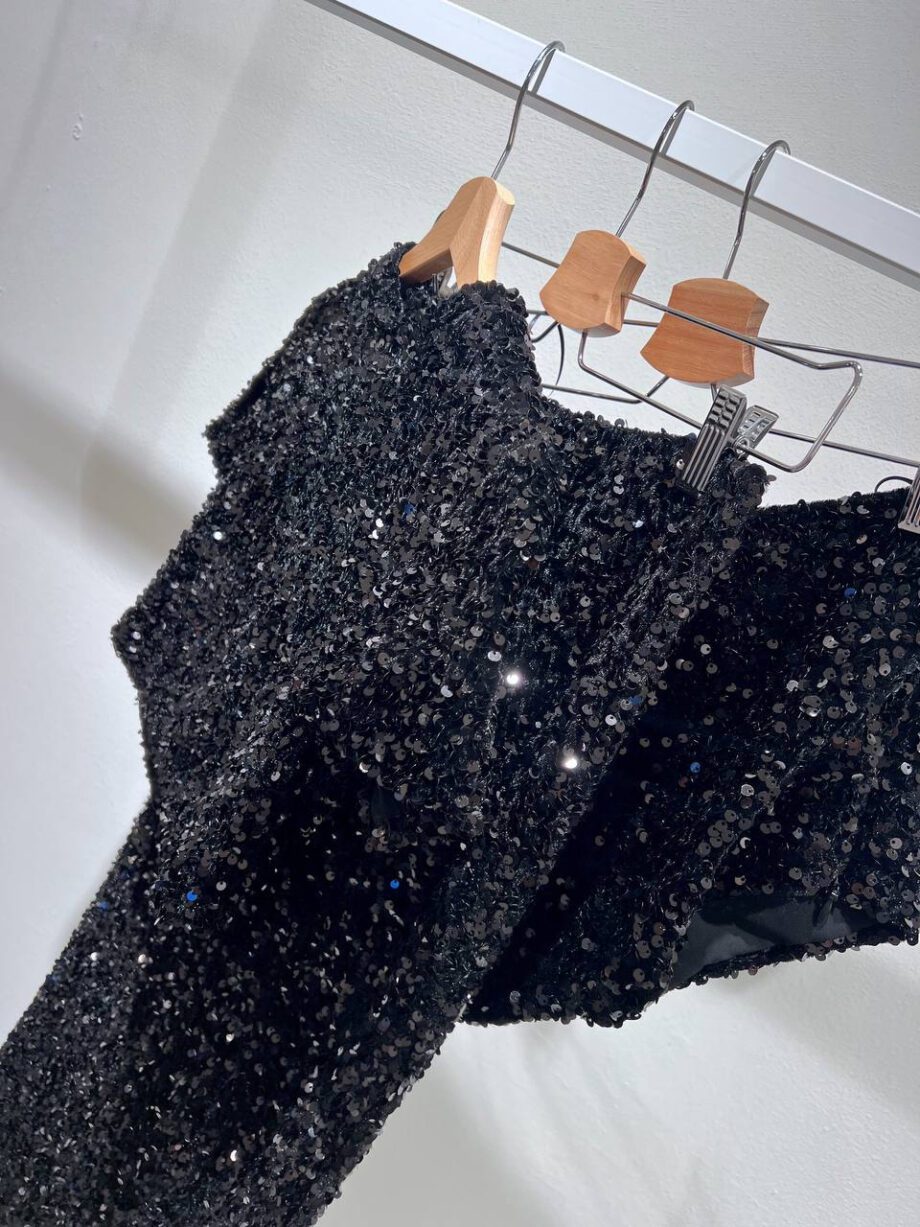 Shop Online Longuette nera in paillettes Kontatto