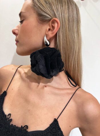 Shop Online Collana chocker in pizzo nera fiore HaveOne