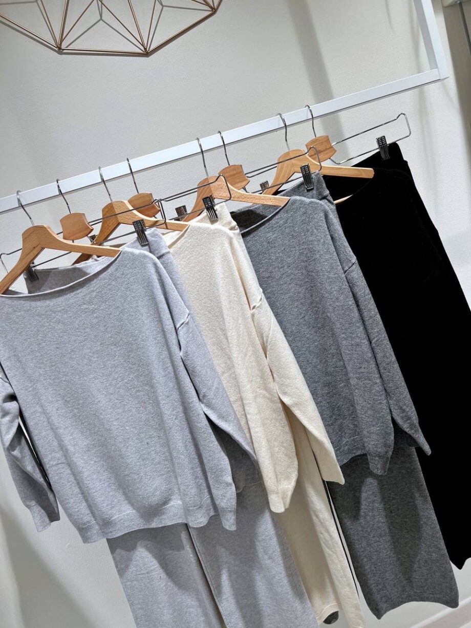 Shop Online Completo coordinato in maglia grigio perla Have One