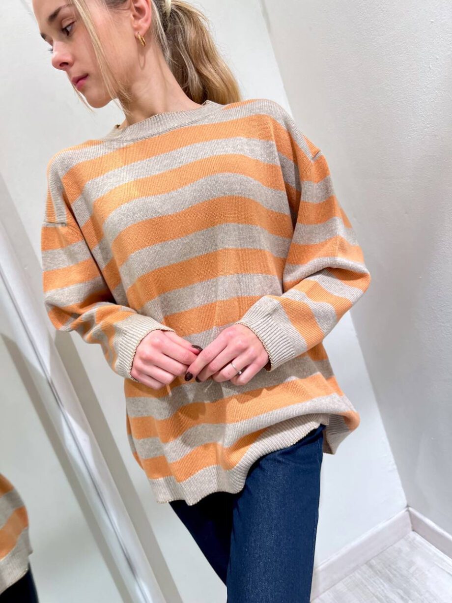 Shop Online Maglione over a righe arancio e beige Vicolo