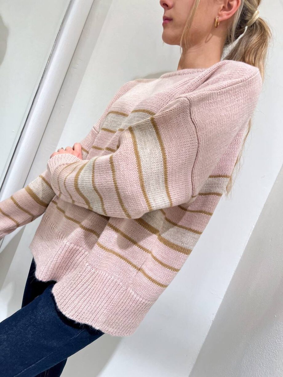 Shop Online Maglione rosa nude a righe beige e marrone Vicolo