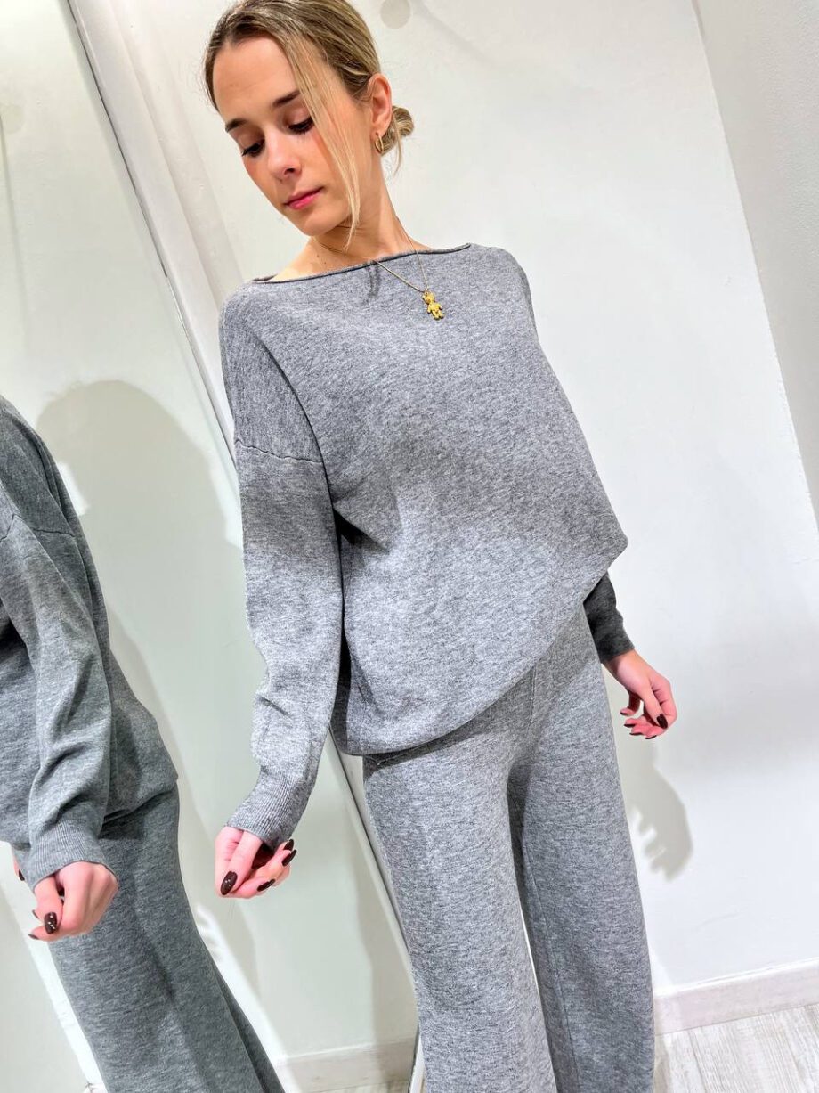 Shop Online Completo coordinato in maglia grigio Have One