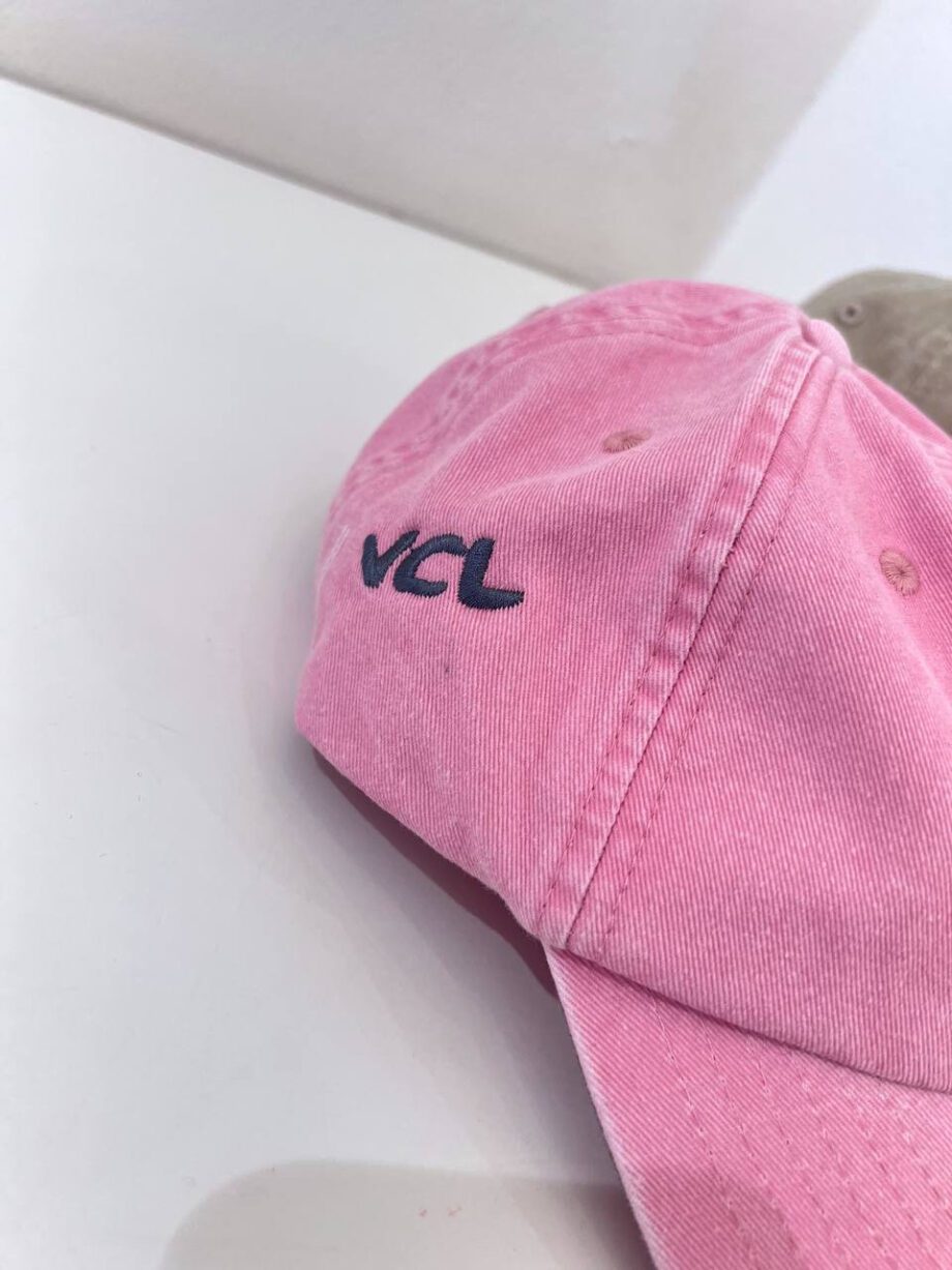 Shop Online Cappello con visiera rosa Vicolo