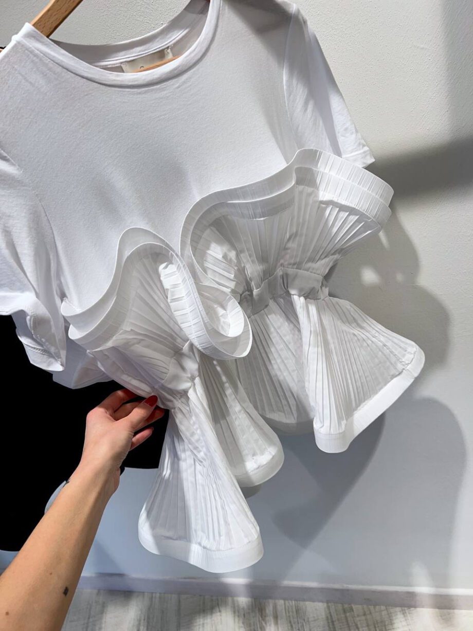 Shop Online T-shirt bianca con maxi rouches Souvenir