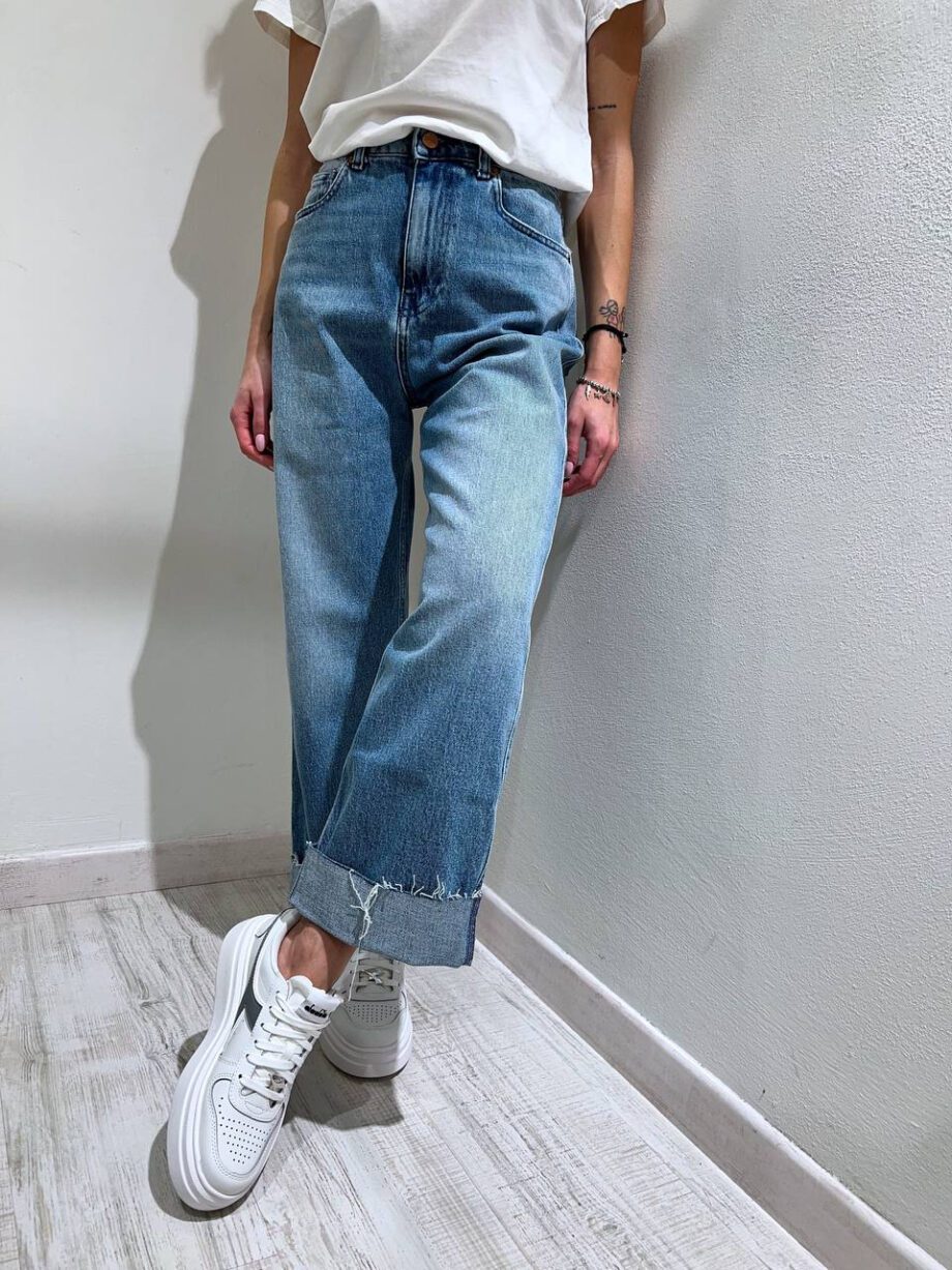 Shop Online Jeans Kate chiaro con rovescia Vicolo