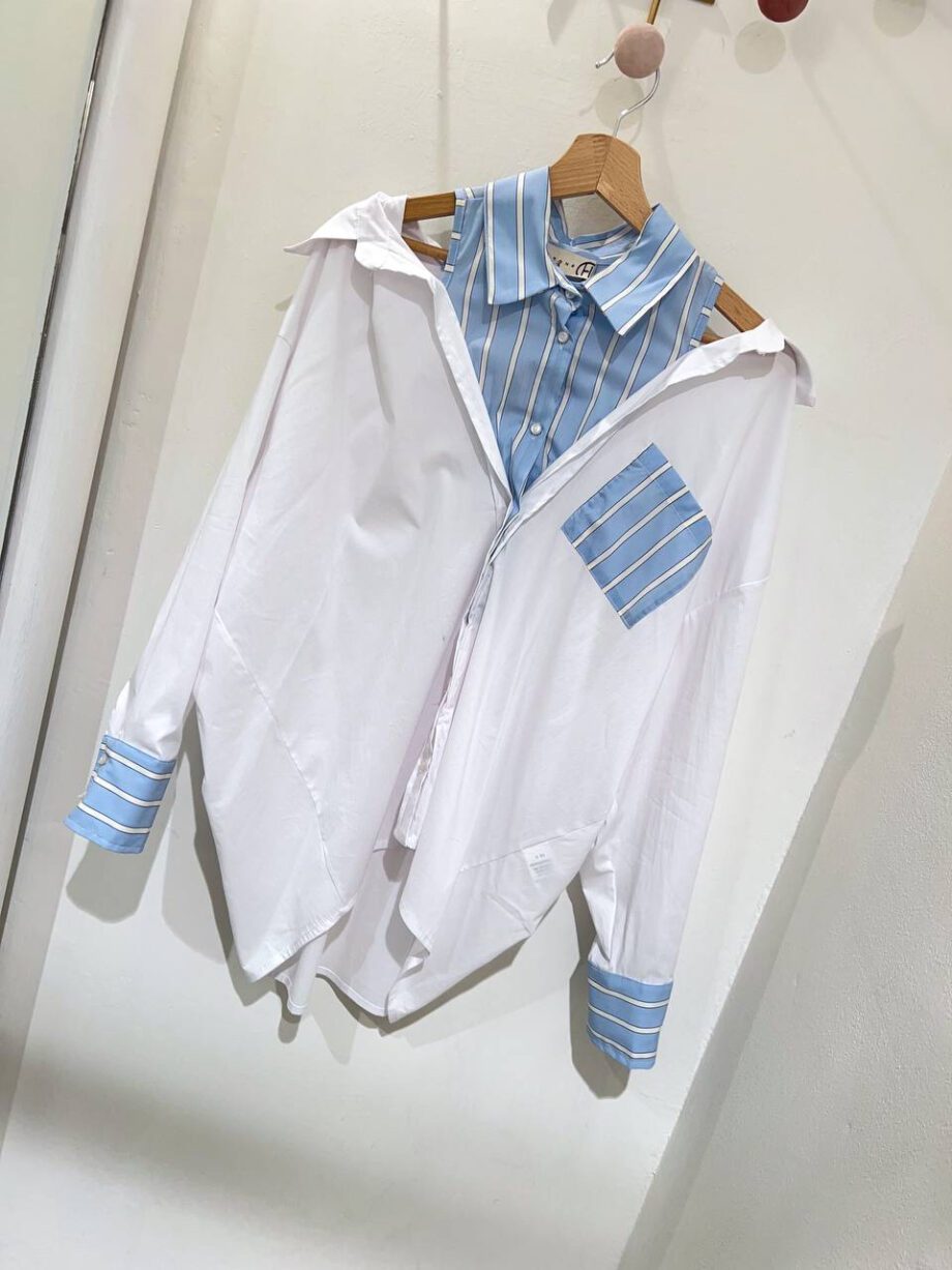 Shop Online Camicia bianca e azzurra con cut out HaveOne