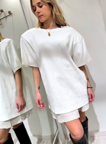 Shop Online Maxi t-shirt bianca spalline imbottite Vicolo